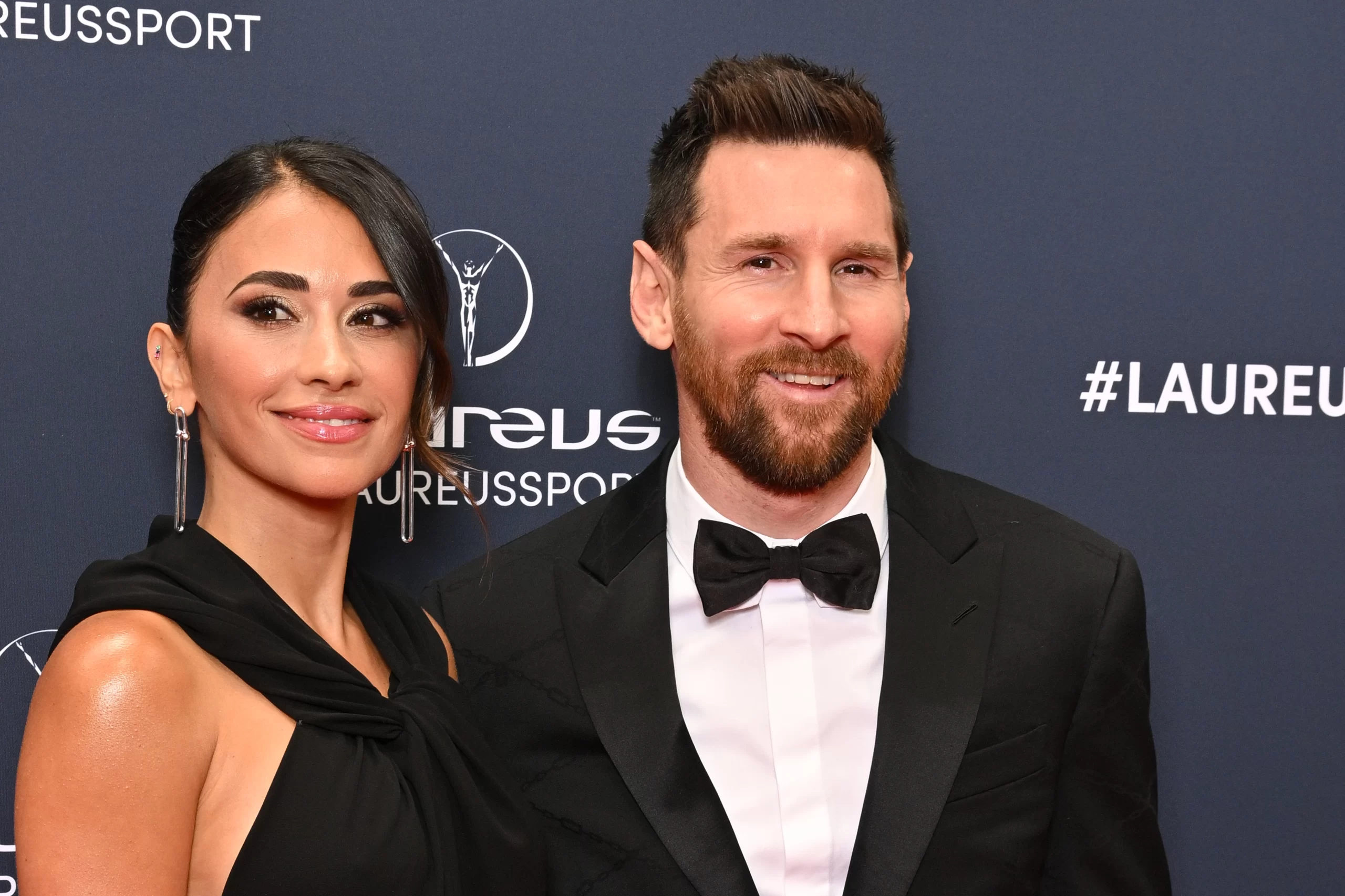Vợ Messi làm nghề gì? Thông tin về Antonella Roccuzzo, bà xã El Pulga - Vé Bóng Đá Online